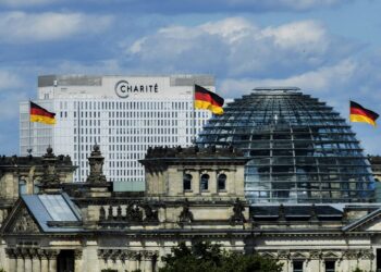 Berlín prohíbe protesta por medidas contra el coronavirus