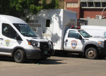 Familiares buscan a anciano desaparecido