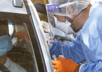 Inician pruebas de posible vacuna para coronavirus en Italia