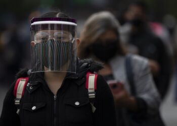 México: Acuerdo con tres compañías para probar vacuna COVID-19