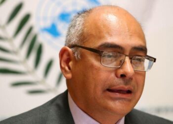 Venezuela participará con 500 voluntarios en fase III de vacuna rusa contra COVID-19