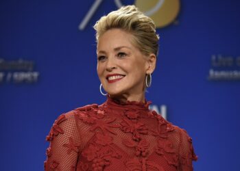 Sharon Stone "no se guarda nada" en libro de memorias