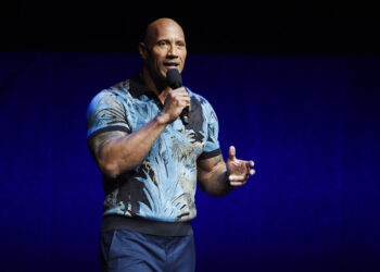 Dwayne Johnson y su familia arrojan positivo al coronavirus