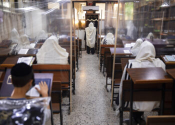 Israel vuelve al confinamiento ante repunte de casos