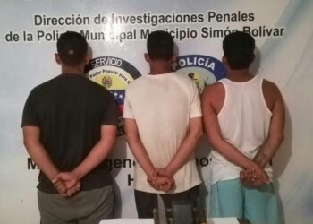 Cayeron presos tres supuestos "robacelular" en Barcelona