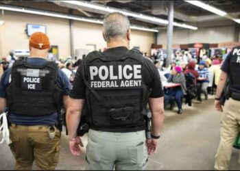 Estados Unidos: Reporte sugiere liberar a ciertos migrantes por COVID-19