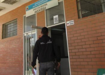 Oficiales ultimaron  a supuesto atracador en Lechería