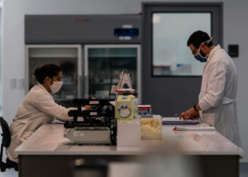 Ecuador: 20.000 voluntarios para probar vacunas de COVID-19