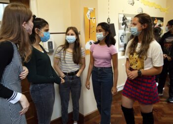 Preocupa el fuerte aumento de casos nuevos de COVID-19 en Reino Unido