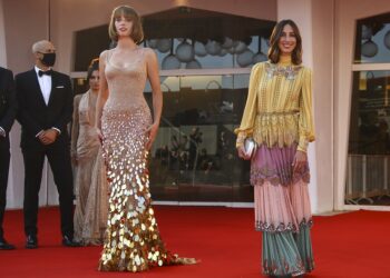 Venecia: filme de Gia Coppola ataca cultura "influencer"