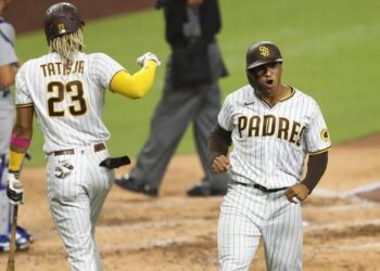 San Diego llegó a ocho victorias corridas tras vencer a Rodgers