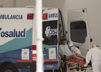 El Salvador exigirá prueba de COVID-19 para ingresar al país, tras incremento de casos