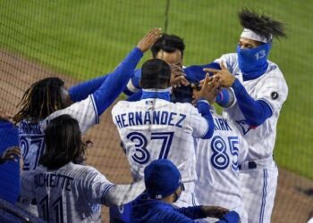 Novato de Azulejos cargó ofensiva contra Yanquis