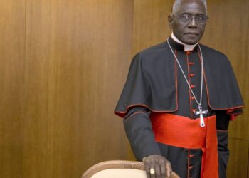 El Vaticano instó a volver a la misa en persona lo antes posible