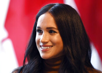 Juez acepta postergar 9 meses caso de Meghan contra diario