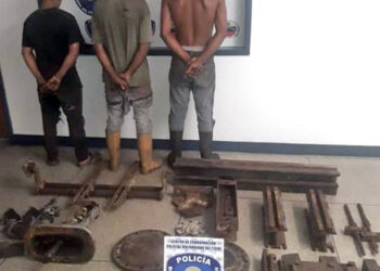 Policías arrestaron a presuntos ladrones