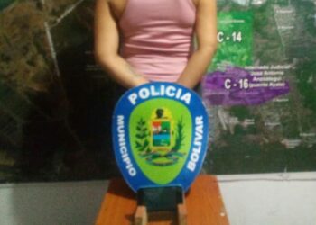 Policías detuvieron a presunta estafadora