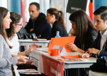 En Ecuador sube la tasa de empleo pese a restricciones por Covid