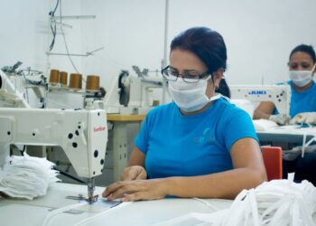 Attdrys fabricó y donó tapabocas para hospitales y empresas en plena pandemia