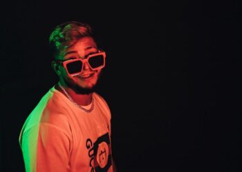 Key fusiona varios géneros musicales en su hit "Prohibido"