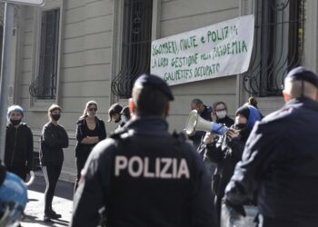 Nuevas protestas en Europa contra restricciones por pandemia