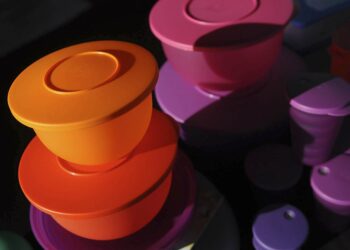 Ganancias de Tupperware se disparan durante la pandemia