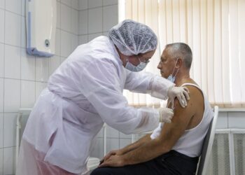 Rusia: Sputnik V tiene 92% de efectividad contra Covid-19