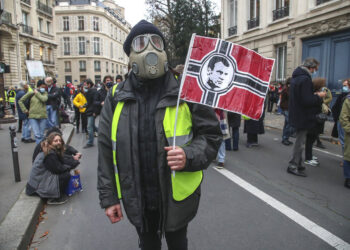 Franceses protestan contra ley sobre fotos de policías