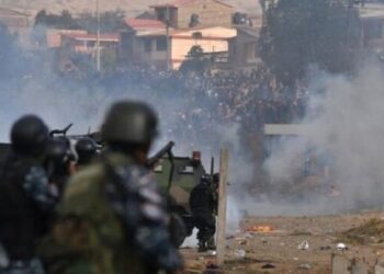 Detienen a un militar por muerte de manifestantes en Bolivia
