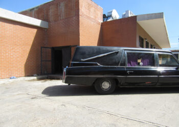 Ahorcaron, acuchillaron y quemaron a un ejecutivo jubilado de Alcasa