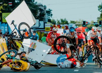 Dylan Groenewen suspendido nueve meses por causar colisión