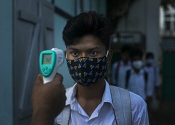 India continúa con trayectoria en descenso de casos de virus