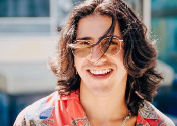 Con el estreno del álbum "West Coast Story", Julio Ángel presenta "Prendo"