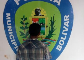 Policías atraparon a joven tras cometer un robo