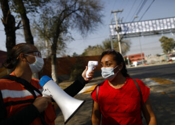 México aprueba usar la vacuna de Pfizer contra el Covid-19