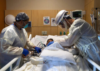 California sufre récord de muertes por el virus en un día