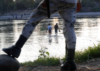 López Obrador defiende la política migratoria de México