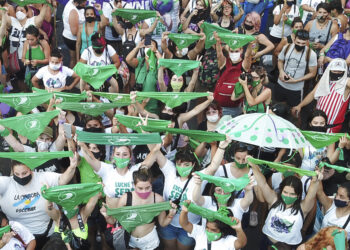 Argentina legaliza el aborto tras voto del Senado