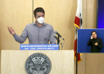 California rebasa 25.000 muertes por coronavirus