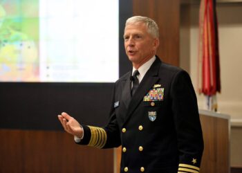 Jefe del Comando Sur denunció aumento de narcotráfico de Colombia a Venezuela