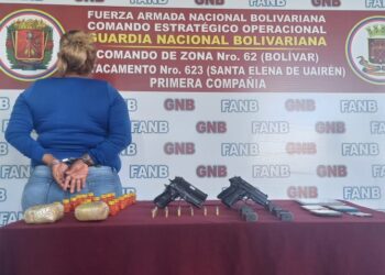 Apresaron a mujer con pistolas, cocaína y “poppers”  en  Santa Elena de Uairén