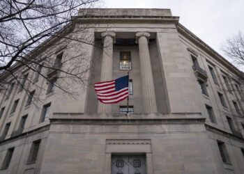 En libertad con medidas cautelares en España la enfermera y extesorera de Chávez reclamada por EEUU