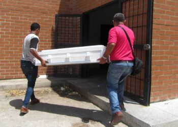 Una niña pereció al ser atropellada por un vehículo en Clarines