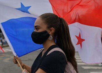 Panamá volverá a confinamiento por veloz alza de contagios