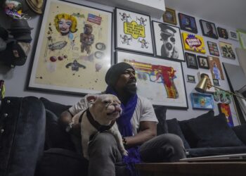 Pandemia: Pintor solidario compra obras de otros artistas