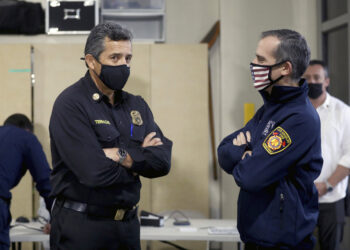 Coronavirus se propaga rápidamente dentro de los hogares de Los Ángeles