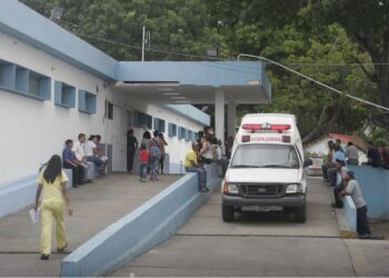 ﻿Murió estudiante al chocar la moto contra defensa del BTR