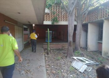 Atraparon a cinco presuntos ladrones en la UDO