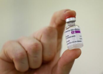 Unión Europea endurece normas para exportar vacunas