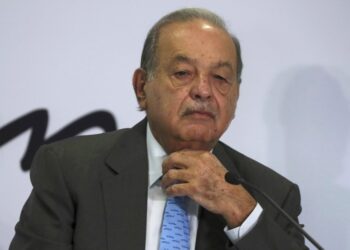 Magnate mexicano Carlos Slim da positivo a COVID-19